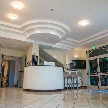 Europa Hotel 3*