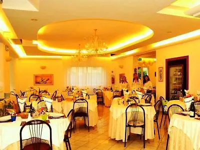 Hotell Europa 3*
